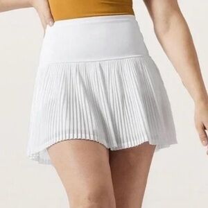 NWOT Athleta A-Game Mini Skort 13.5” in White